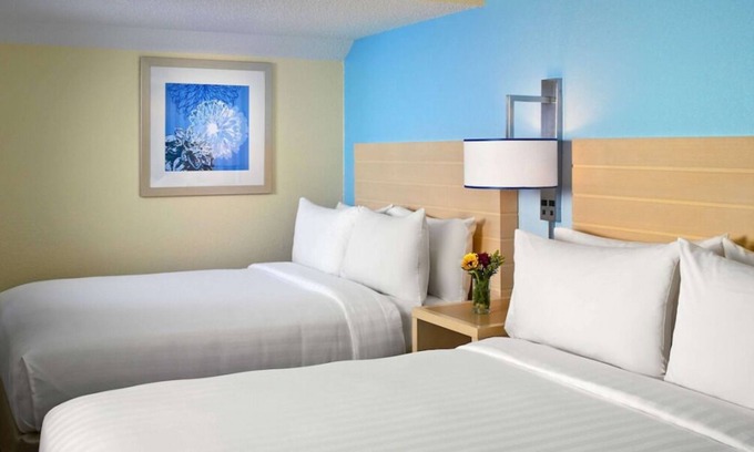 Eagan House | Convenient Countryside Stay, Onsite Pool, Free Parking, Pet-friendly!