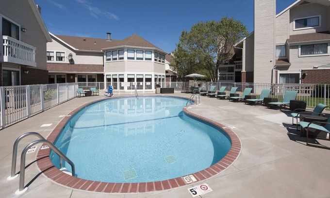 Eagan House | Convenient Countryside Stay, 2 Awesome Units, Pool, Free Parking, Pets Allowed