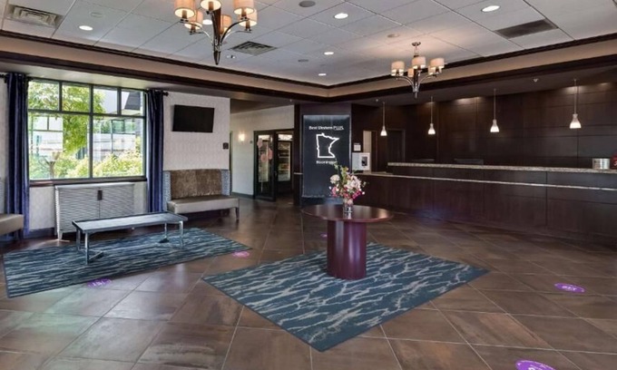 South Loop House | Convenient Stay near Airport: Water Park | Free Breakfast