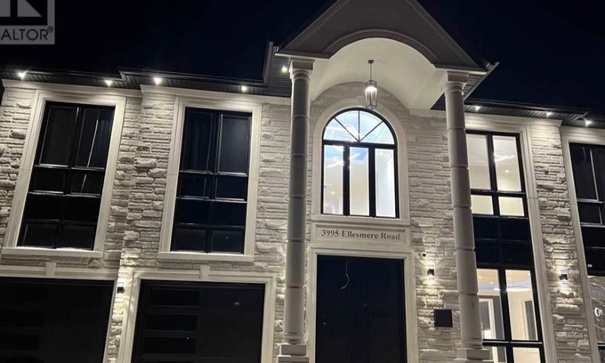 Highland Creek House | Convenient Suite