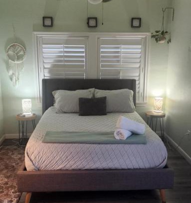 North San Antonio - SAT House | Conveniently Located San Antonio Getaway
