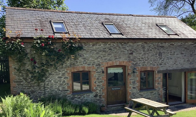 Burgh Island House | Converted barn, area of outstanding natural beauty, 1 mile from surfing beach