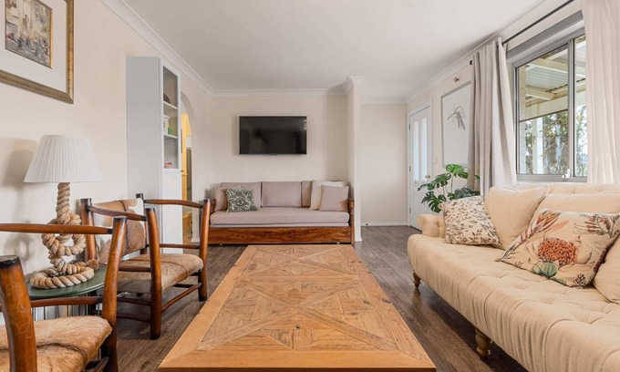 Oberon House | Cooinda - Peaceful & Cosy Home in Oberon