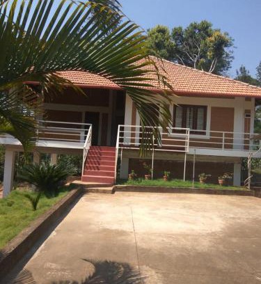 Ontiyangadi House | Coorg -Kunji Phad River View Homestay