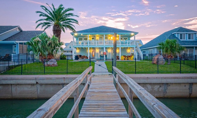 Rockport House | Copano Bay, Rockport, Tx. Waterfront, Private Pool & Hot Tub, & Pier