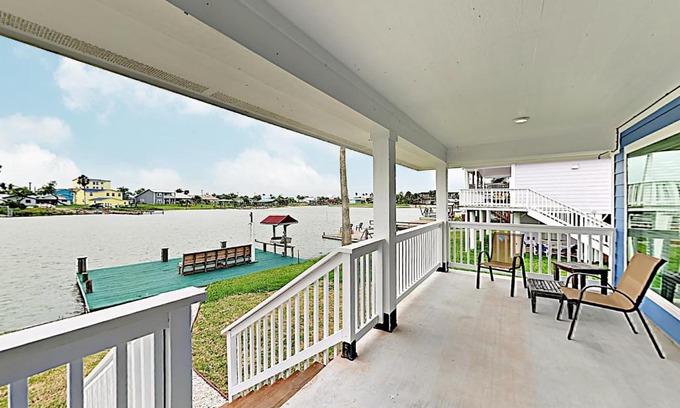 Rockport House | Copano Bayfront Haven