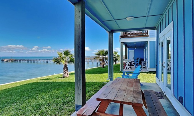 Rockport Condo | Copano Breeze | Sweeping Views, Pool, Fishing Pier