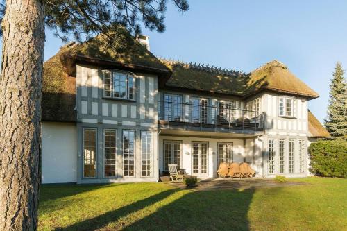 Solrod Strand Villa | Copenhagen Exclusive Baltic Sea Cottage