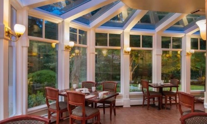 Ivoryton Hotel | Copper Beech Inn