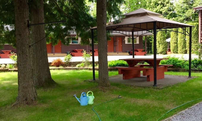 Terrace Hotel | Copper River Motel