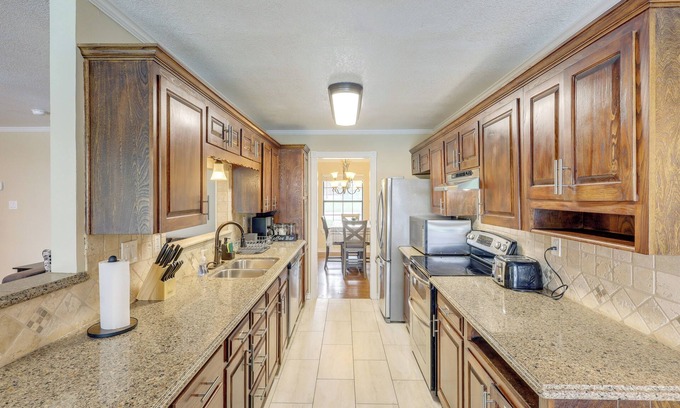 Copperas Cove House | Copperas Cove Home w/Pool ~ 8 Mi to Fort Cavazos!
