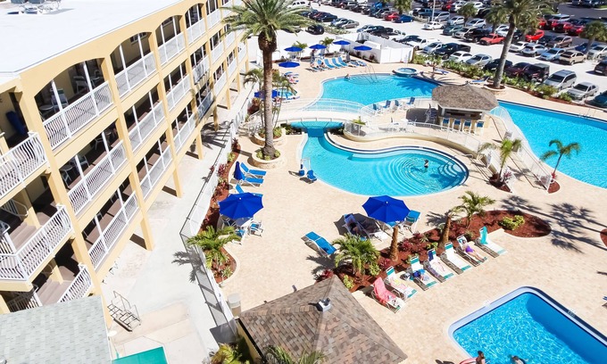 St. Pete Beach Apartment | Coral Reef Beach Resort