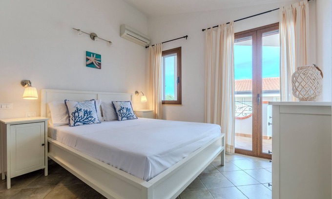 Sant'Anna Arresi Apartment | Coralline Apartment - Two Bedroom Apartment, Sleeps 6