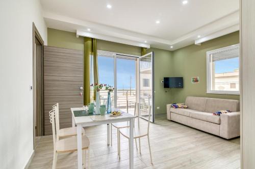 Agnone Bagni Apartment | Corallo House 200m From The Sea - Happy Rentals