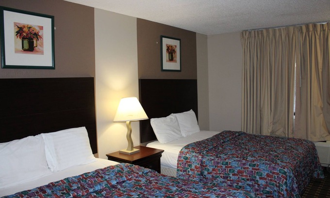 Maple Grove Hotel | Coratel Inn and Suites Maple Grove