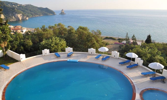 Agios Gordios Apartment | Corfu holiday house with pool "Maria" on Agios Gordios beach