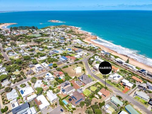 Port Elliot House | Corio 14 Battunga Ave Port Elliot - No Linen Included