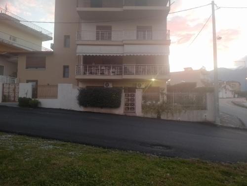 Leptokaria Apartment | Corner house