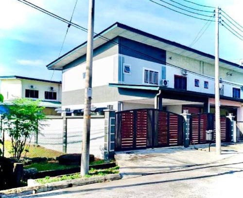 Sandakan House | Corner Lot Terrace House Taman Bahagia Batu 7 (2Min to Airport)