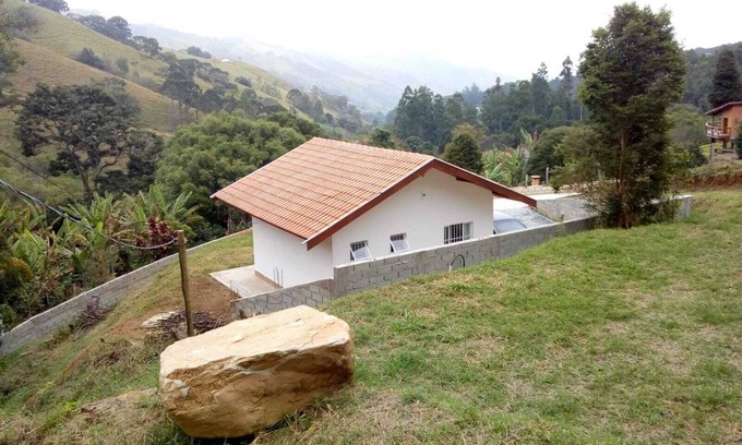 Sao Bento do Sapucai Cottage | Corner of Divine Peace with a view of Pedra do Baú