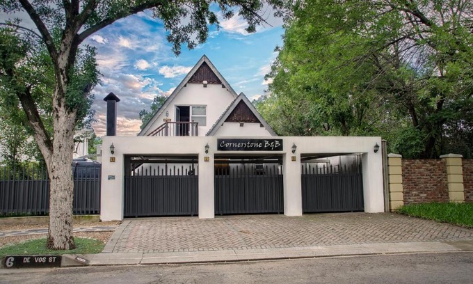Kroonstad House | Cornerstone Bed and Breakfast Kroonstad