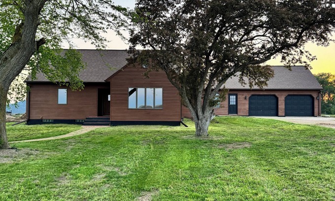 Madison House | Cornfield Country House 1/2