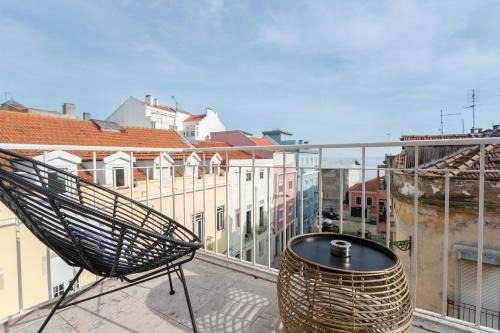 Santa Engracia Apartment | Cortes Apartment in Lisbon Historic Neighborhood
