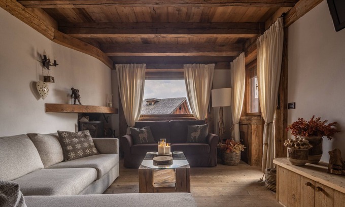 Cortina d'Ampezzo Historic Centre Ski Chalet | Cortina Lodge Stunning View R&R