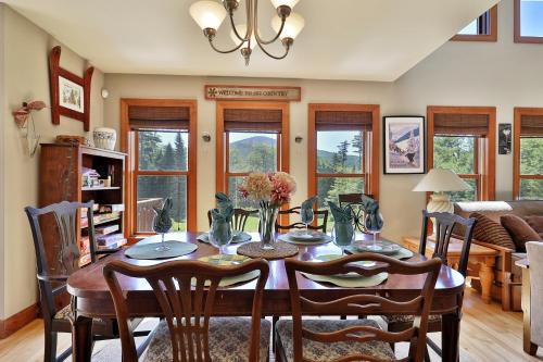 Killington House | Cortina Mountain Chalet - Outdoor Hot Tub - Close to Pico and Killington Mountains home
