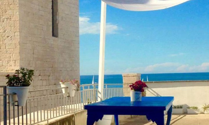 Molfetta Bed & Breakfast | Corto Matese room Il Mulino di Amleto Literary b & b
