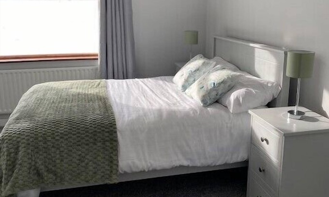 Roscoe Apartment | Cortoon Inn, Double Room 4 (1 DBL)