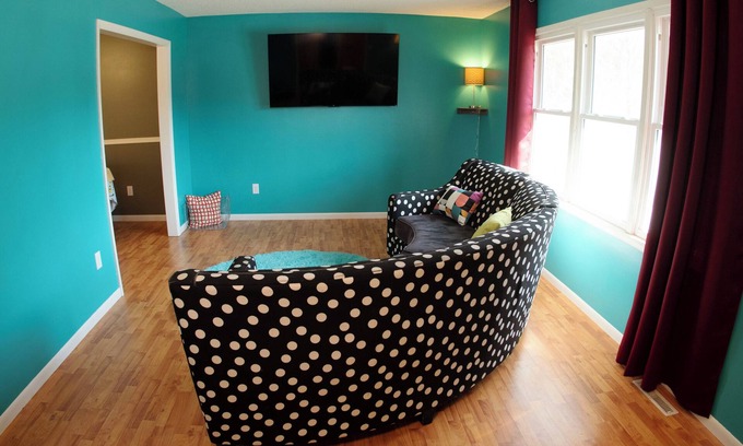 Iowa City House | Cosmic Nest Eastside Iowa City