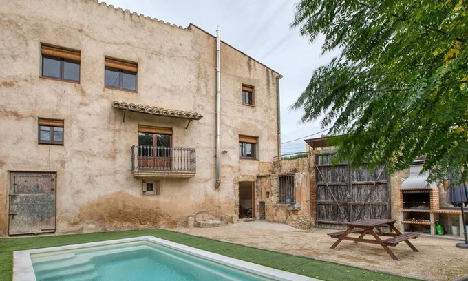 Sant Miquel de Fluvia Villa | Costabravapartment Can Borrellet. pool, 8kms to Costa Brava