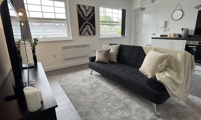 Birmingham Apartment | Cosy 1 bed Apartment walking distance to City Centre with Free Parking and WiFi