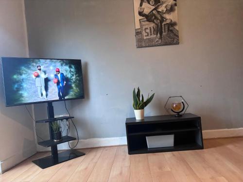 Stonebridge Apartment | Cosy 1 bed Flat Wembley