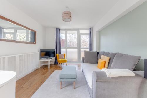 St Luke's Apartment | Cosy 1 Bedroom Flat near Old Street