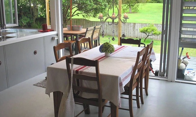 Whangamata House | Cosy 3BR Home Near Town, with Modern Amenities