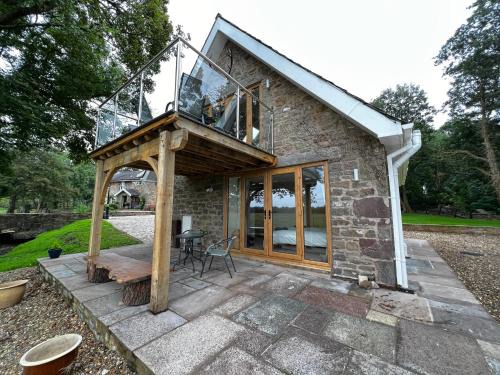 Wesham House | Cosy Alpine Cottage in the heart of Lancashire
