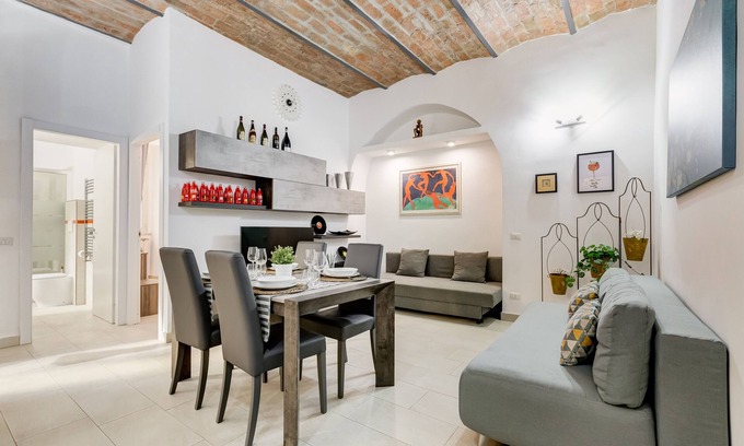 Esquilino Apartment | Cosy Apartment > Colosseum >Termini Railway