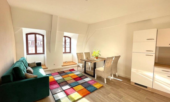 Zittau Apartment | Cosy apartment for 3 people with WIFI, TV, pets allowed and parking