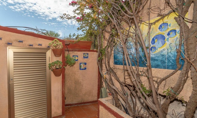 Porto Rafael Apartment | Cosy apartment for 4 guests with TV, terrace, pets allowed and parking