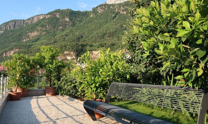 Andriano Apartment | Cosy apartment for 4 guests with pool, WIFI, TV, patio and parking