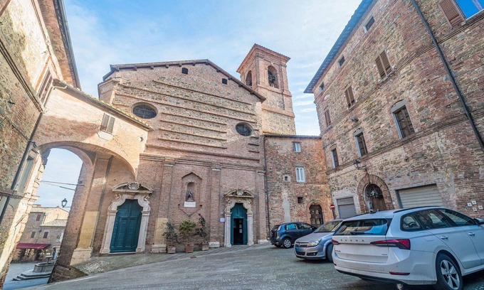 Panicale Apartment | Cosy apartment for 4 people with WIFI, TV and parking