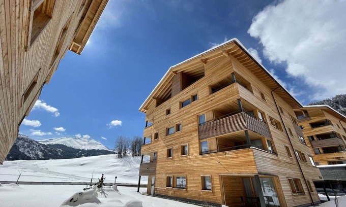 Acletta Apartment | Cosy apartment for 4 people with pool, hot tub, WIFI, TV, balcony, panoramic view and parking