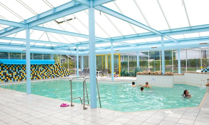 Belfeld House | Cosy apartment in villa for 4 guests with WIFI, pool, TV, terrace and parking