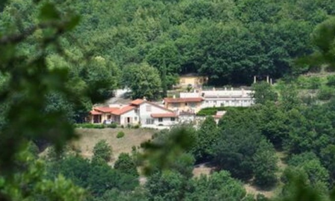 Gattaia Villa | Cosy apartment in villa for 4 people with A/C, WIFI, pool, pets allowed, panoramic view and park.