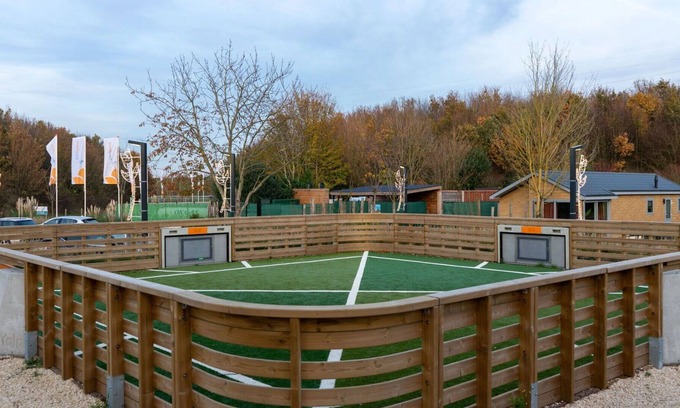 Linden House | Cosy apartment in villa for 6 guests with WIFI, TV, terrace and parking