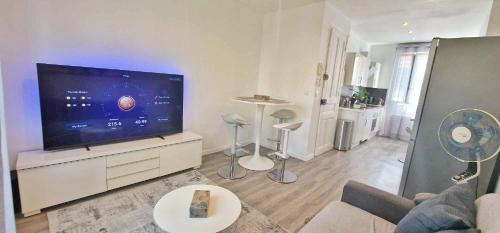 La Madeleine Apartment | Cosy Appart - proche mer et toute commodités