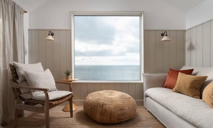 Porthleven House | Cosy Beach House on the Seafront, Porthleven