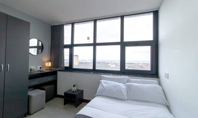 Sunderland City Centre Apartment | Cosy Budget Sunderland Studio with Great Views